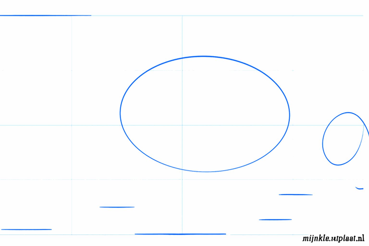 Teken twee ovalen voor de kop en het lijf van het stinkdier.
