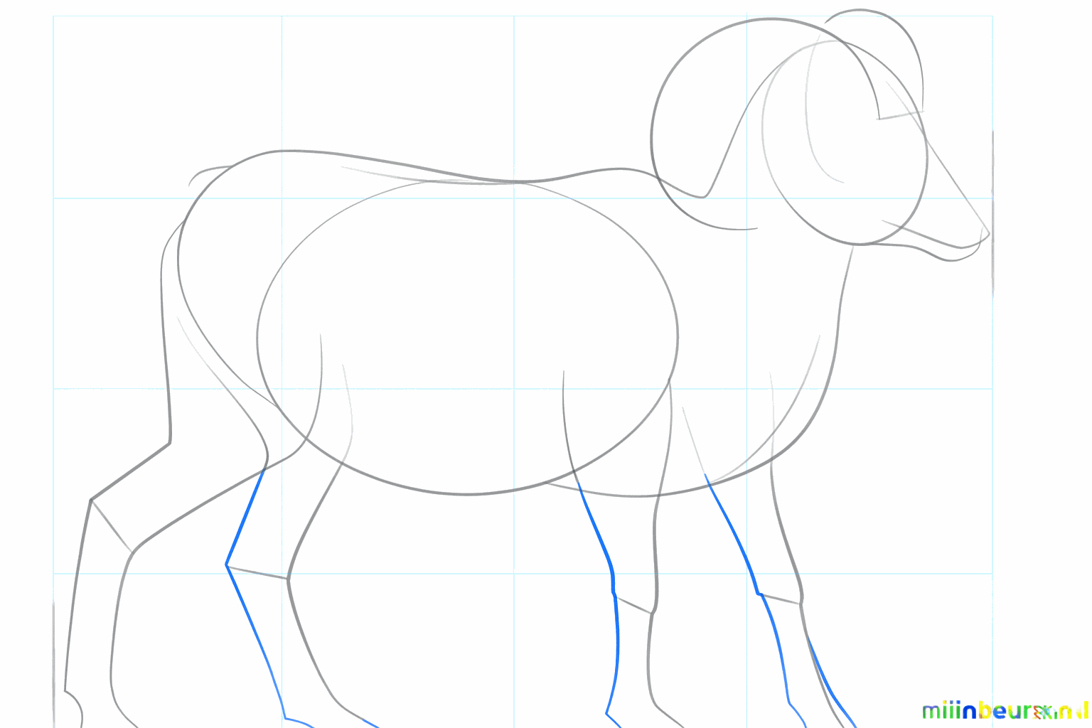De snuit krijgt vorm en twee boogjes verschijnen op de kop.